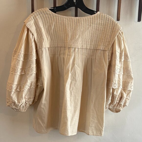 Sea New York Cream Everleigh Eyelet Puff Sleeve Top - Picture 2 of 9